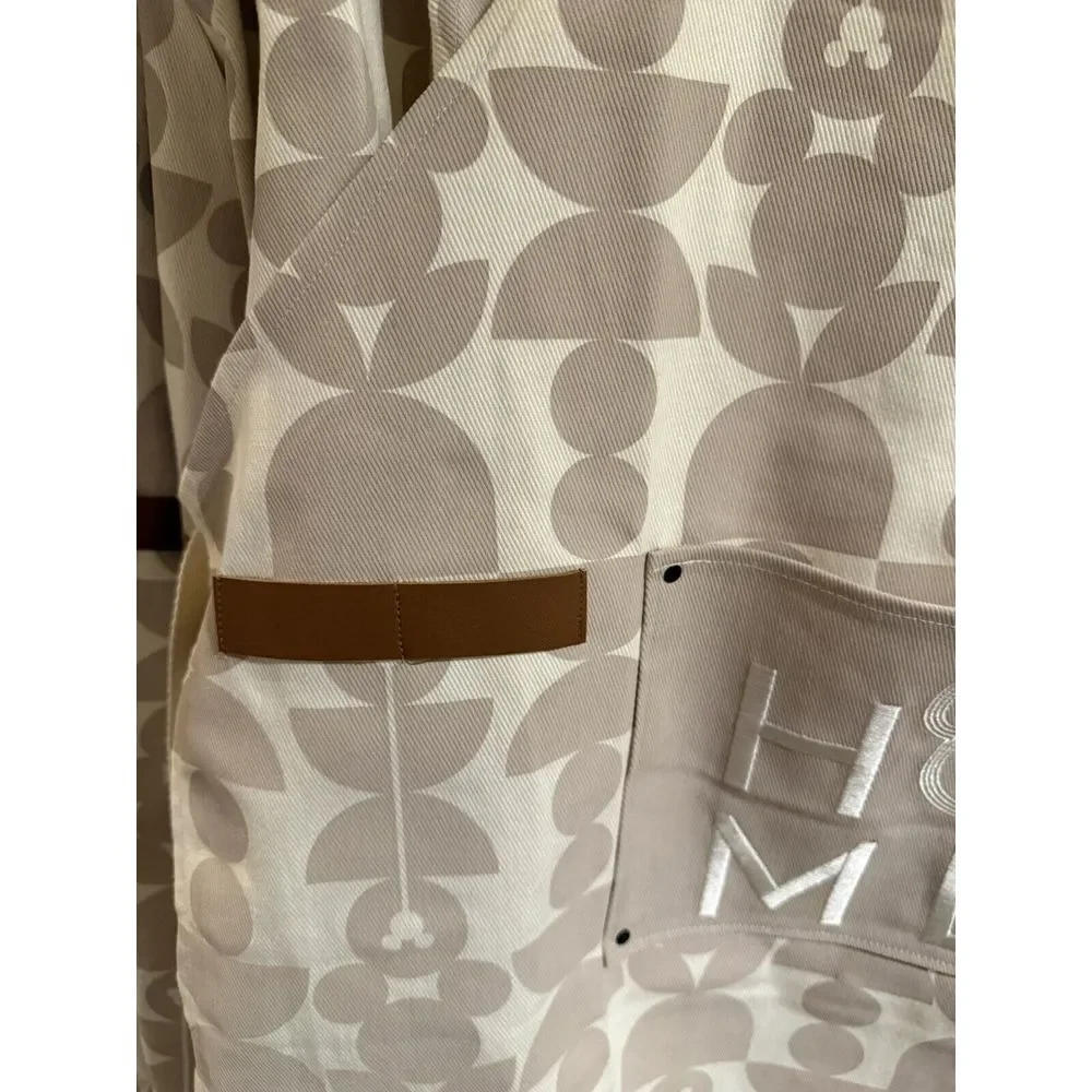 NEW 2025 Disney Parks Apron‎ Home Collection Mickey Mouse Icon Adult Cook Baker